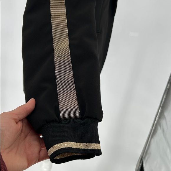 Lauren Vidal Paris Black Gold Metallic Stripe Accent Tailored Blazer Jacket SZ 2 - Picture 6 of 13